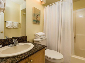 Whaler by Meyer Vacation Rentals