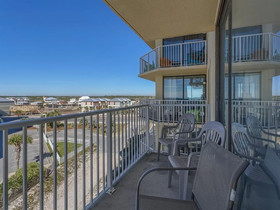 Whaler by Meyer Vacation Rentals