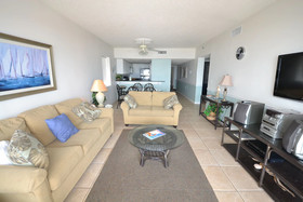 Tropical Winds by Bender Vacation Rentals