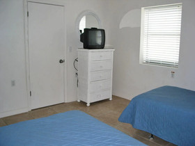 Tropical Winds by Bender Vacation Rentals