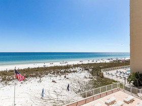 Tropical Winds by Vacasa