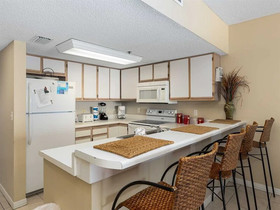 Tropical Winds by Vacasa