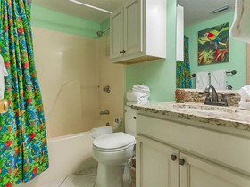 Tropical Winds by Vacasa