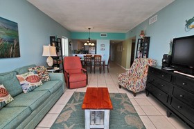 Tropical Winds by Youngs Suncoast