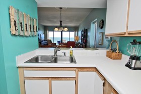 Tropical Winds by Youngs Suncoast