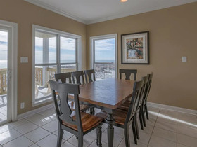 Wave Dancer by Meyer Vacation Rentals