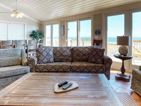 West Beach Bungalow by Meyer Vacation Rentals