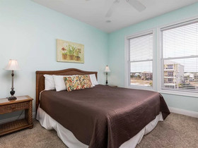 Wit's End by Southern Vacation Rentals