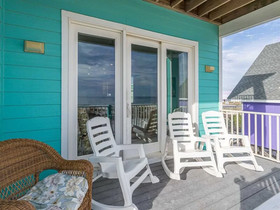 Wit's End by Southern Vacation Rentals