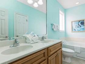 Wit's End by Southern Vacation Rentals