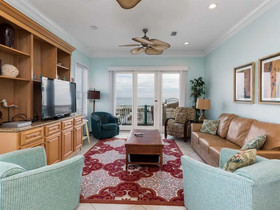 Wit's End by Southern Vacation Rentals
