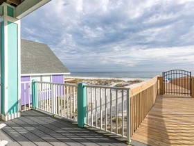 Wit's End by Southern Vacation Rentals