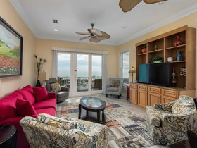 Wit's End by Southern Vacation Rentals