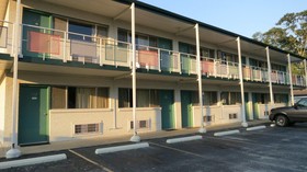 Hamilton Holiday Motel