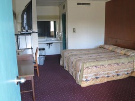 Hamilton Holiday Motel