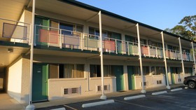 Hamilton Holiday Motel