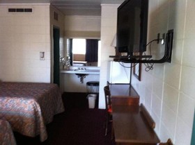 Hamilton Holiday Motel