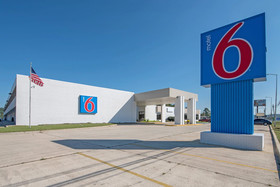 Motel 6 Hamilton, AL