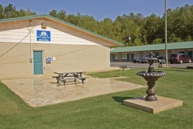 Americas Best Value Inn Heflin