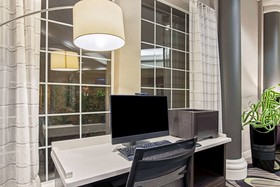 La Quinta Inn & Suites by Wyndham Birmingham Homewood