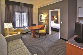 La Quinta Inn & Suites by Wyndham Birmingham Homewood