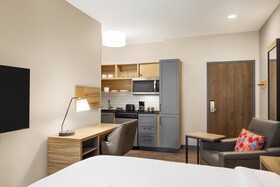 Candlewood Suites Huntsville - Research Park
