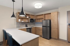 Candlewood Suites Huntsville - Research Park