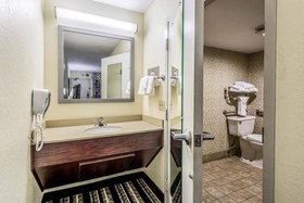 Clarion Pointe Huntsville Research Park