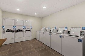 Everhome Suites Huntsville Research Park