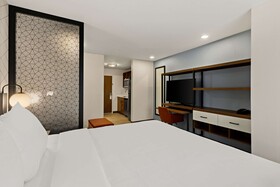 Everhome Suites Huntsville Research Park