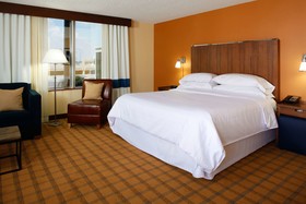 Four Points By Sheraton Huntsville Airport