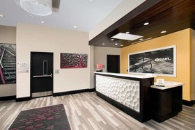 Hampton Inn Huntsville/Village of Providence