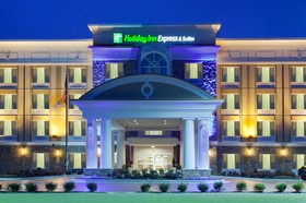 Holiday Inn Express & Suites Huntsville West - Research Pk