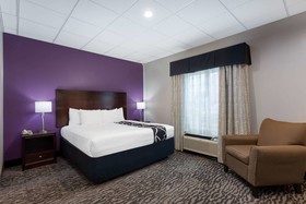 La Quinta Inn & Suites Huntsville Airport Madison