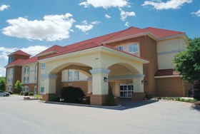 La Quinta Inn & Suites Huntsville Airport Madison
