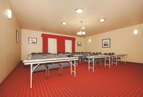 La Quinta Inn & Suites Huntsville Airport Madison