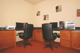 La Quinta Inn & Suites Huntsville Airport Madison