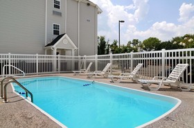 Microtel Inn & Suites by Wyndham Huntsville