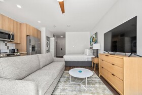 Placemakr Huntsville - MidCity District