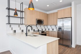 Placemakr Huntsville - MidCity District