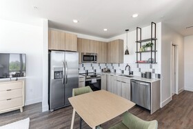 Placemakr Huntsville - MidCity District