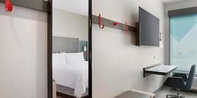 avid Hotel Madison-Huntsville West
