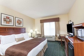 Clarion Pointe Madison-Huntsville