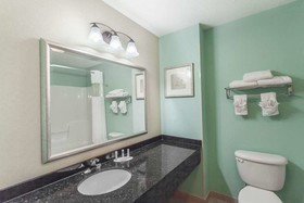 Clarion Pointe Madison-Huntsville