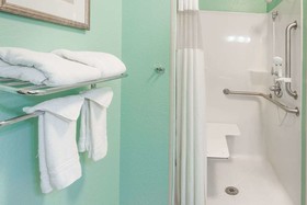 Clarion Pointe Madison-Huntsville