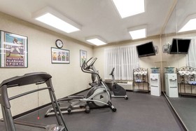 Clarion Pointe Madison-Huntsville