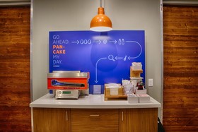 Holiday Inn Express and Suites Bessemer - Birmingham South