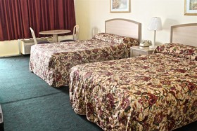 Family Inns of America