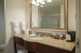 Hampton Inn & Suites Mobile- Downtown Historic District