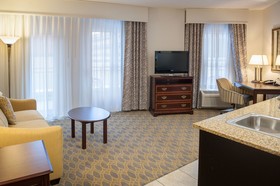 Hampton Inn & Suites Mobile- Downtown Historic District